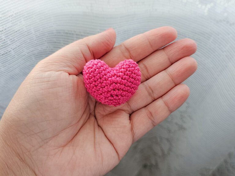 Tiny Heart Crochet Pattern