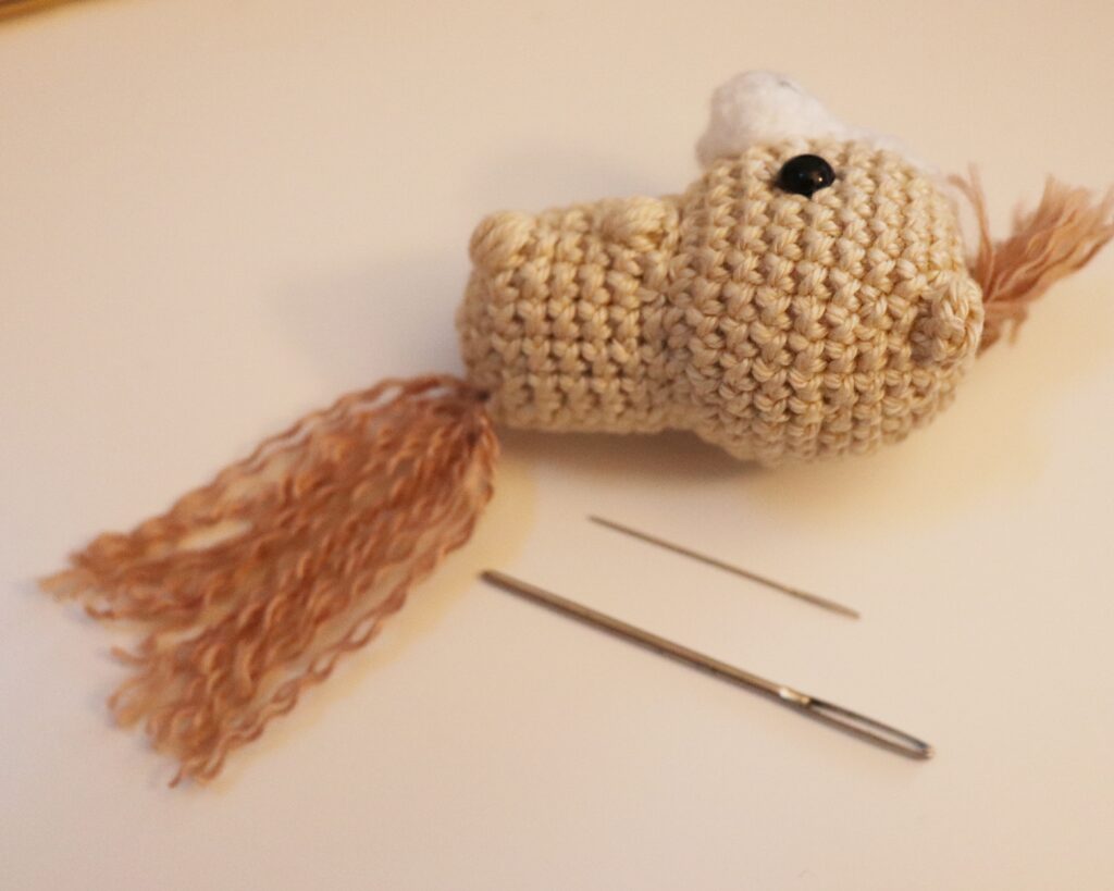mini horse crochet pattern tail