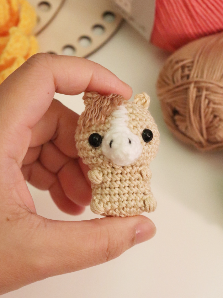mini horse crochet pattern by woolshie