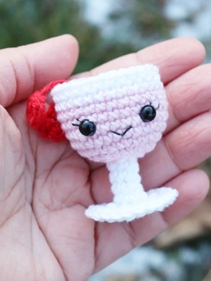 crochet pattern by woolshie