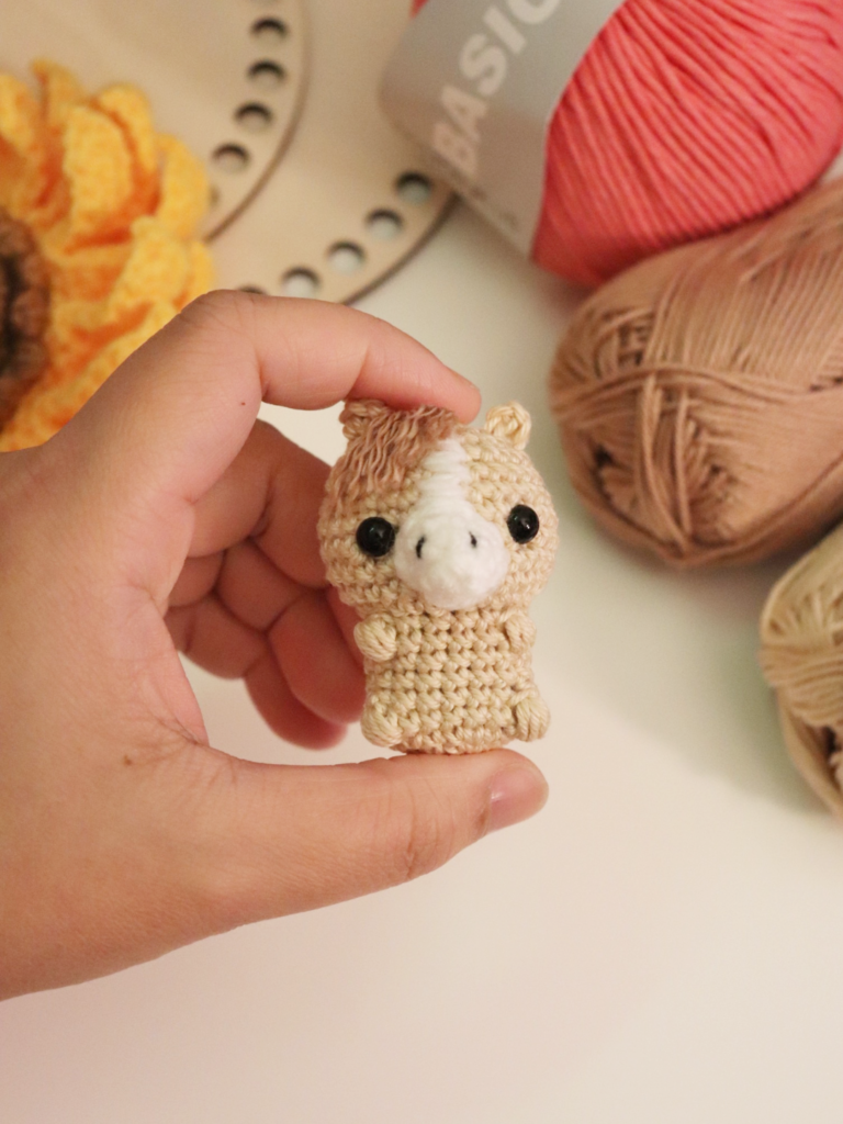 crochet pattern by woolshie