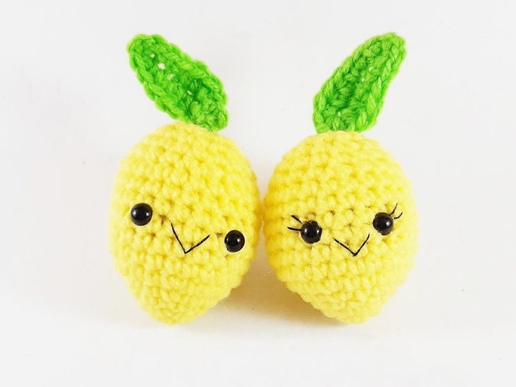 lemon couple woolshie crochet pattern