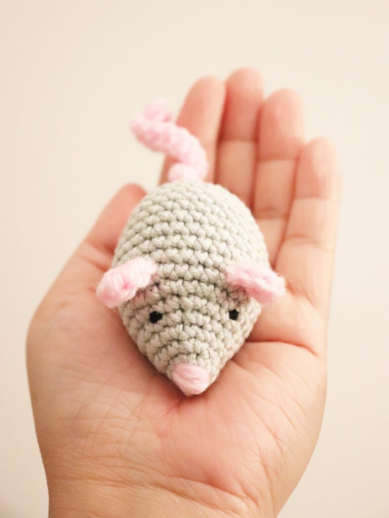 crochet pattern by woolshie