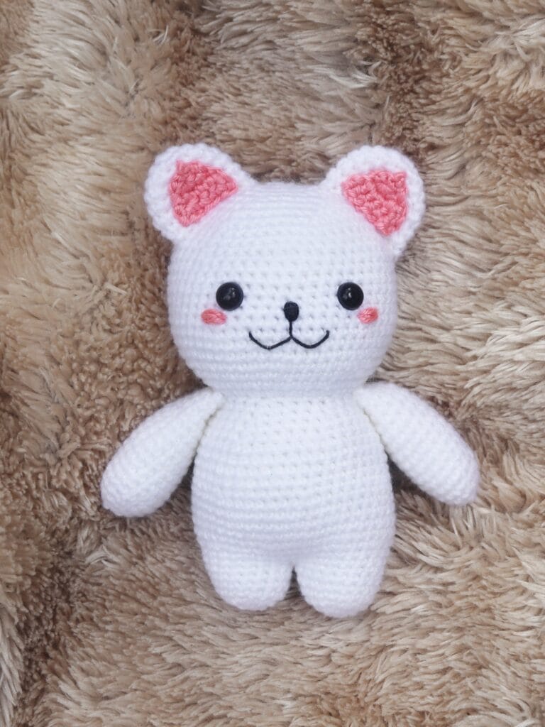 crochet creamy white bear